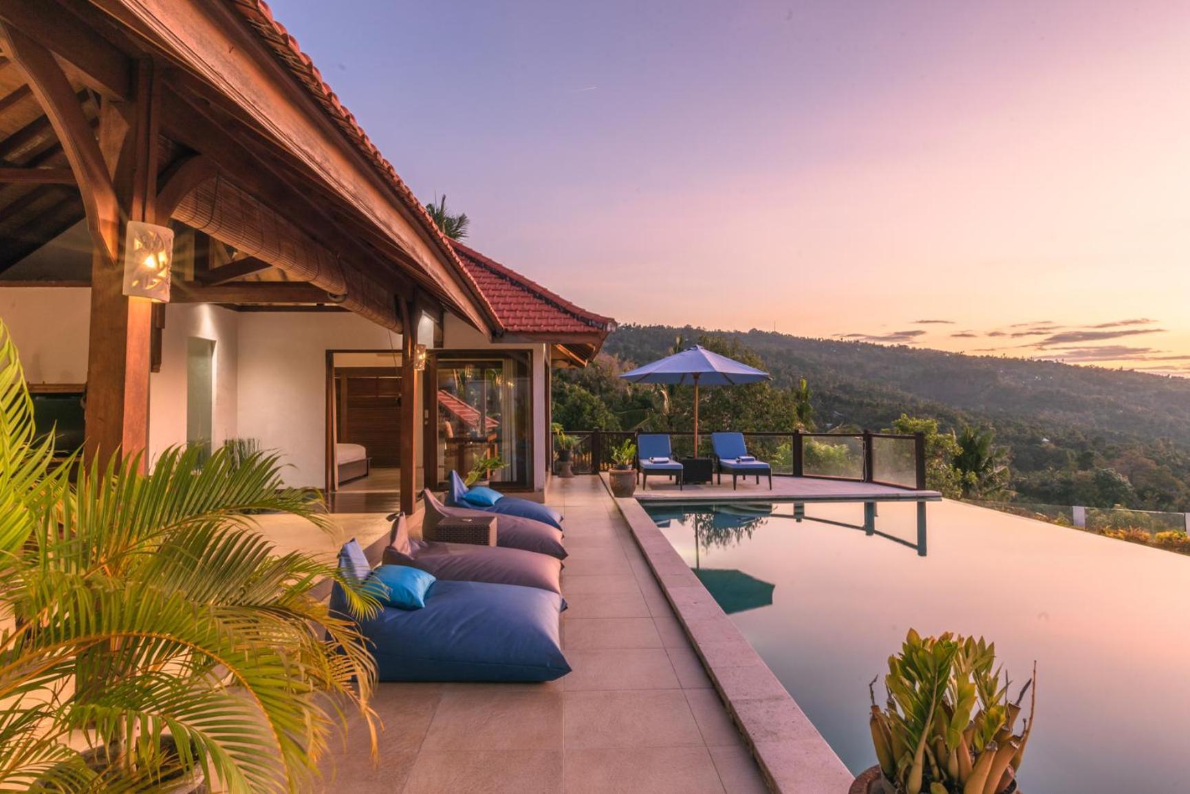 Mia With Amazing Pool Villa