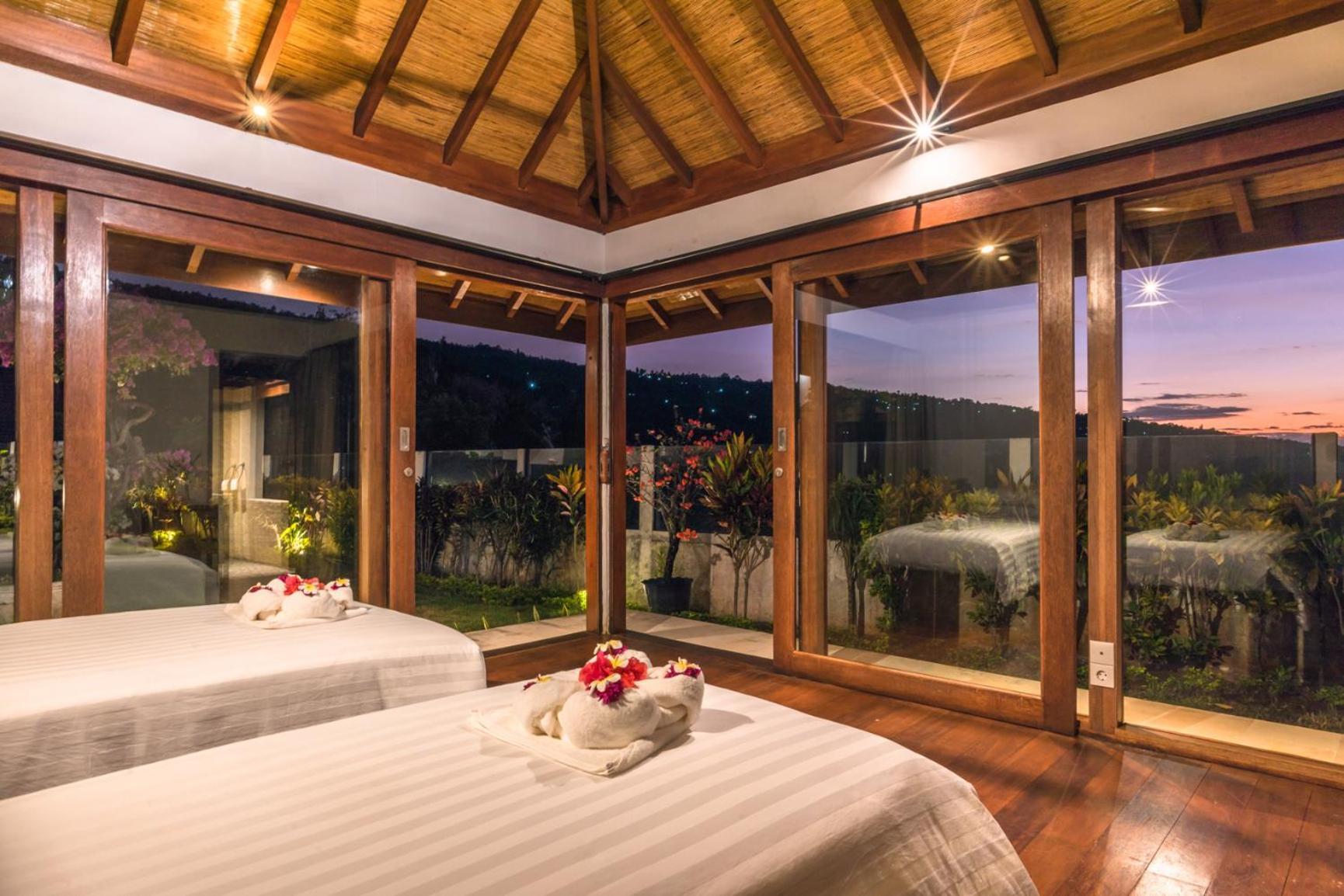 Villa Mia With Amazing Pool *